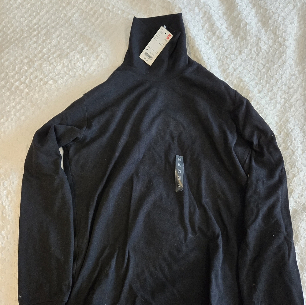 Uniqlo Turtleneck